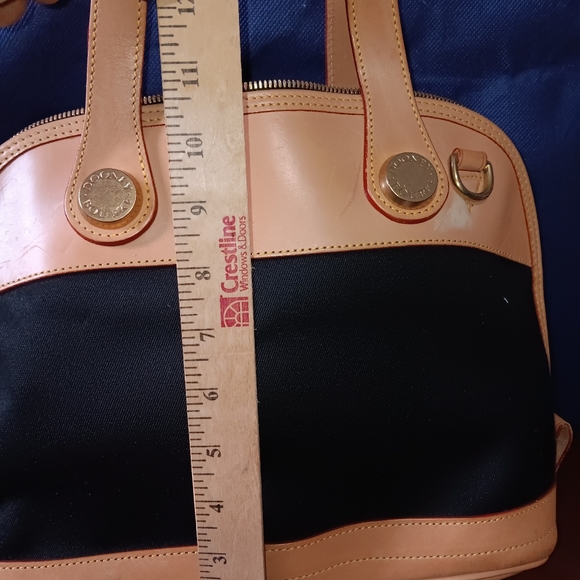 Dooney and bourke satchel - Picture 2 of 13